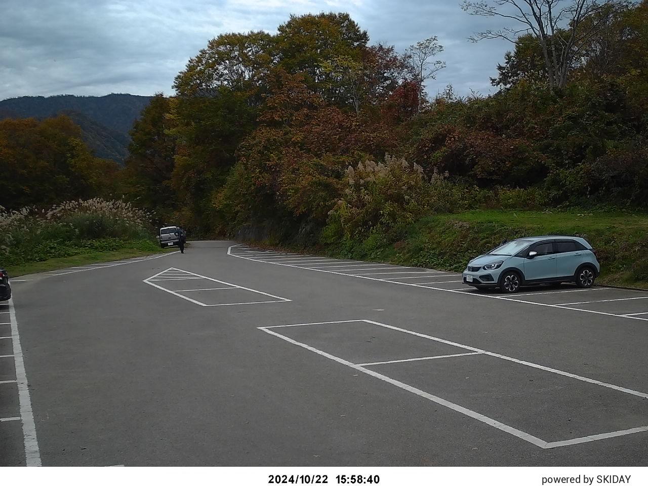 雨飾山登山口　第一駐車場